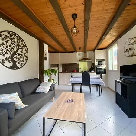בית נופש Maison A Au Calme